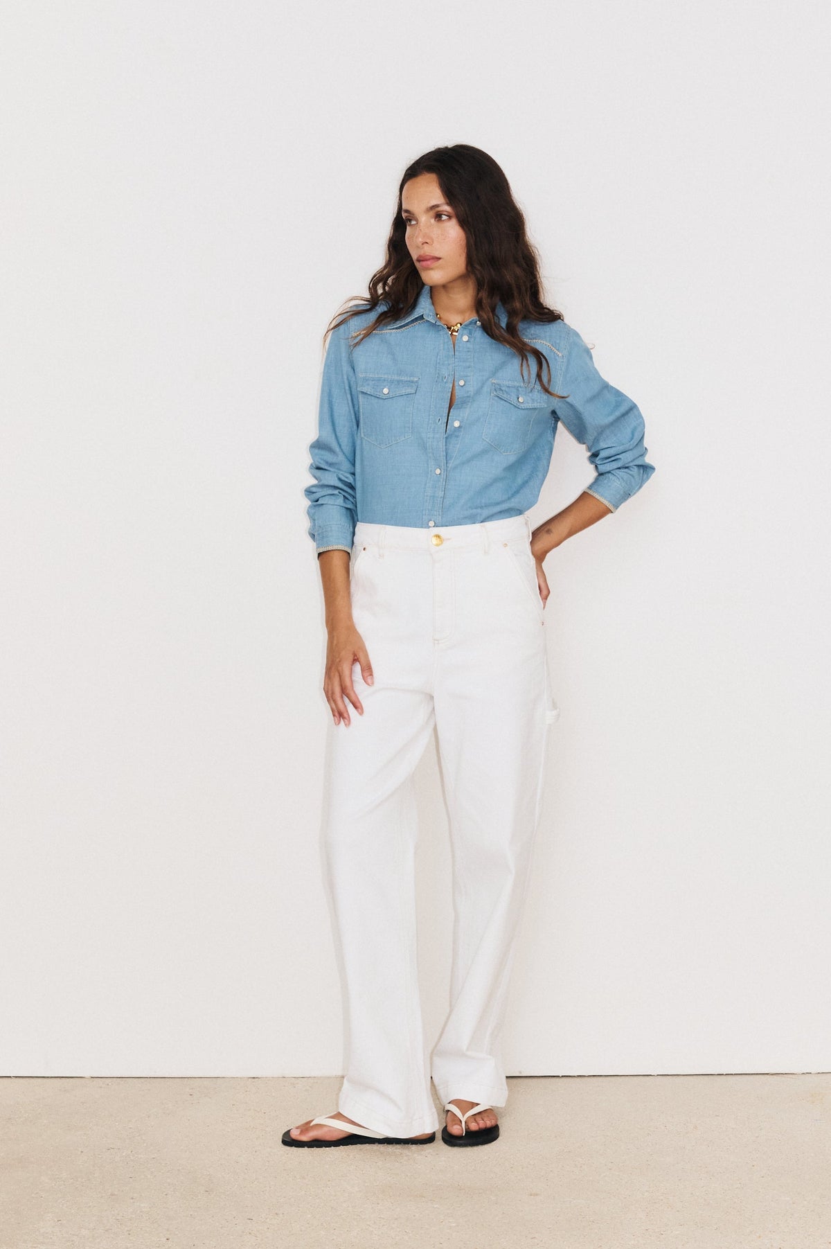 Vue face de la chemise Hélène en coton naturel esprit western